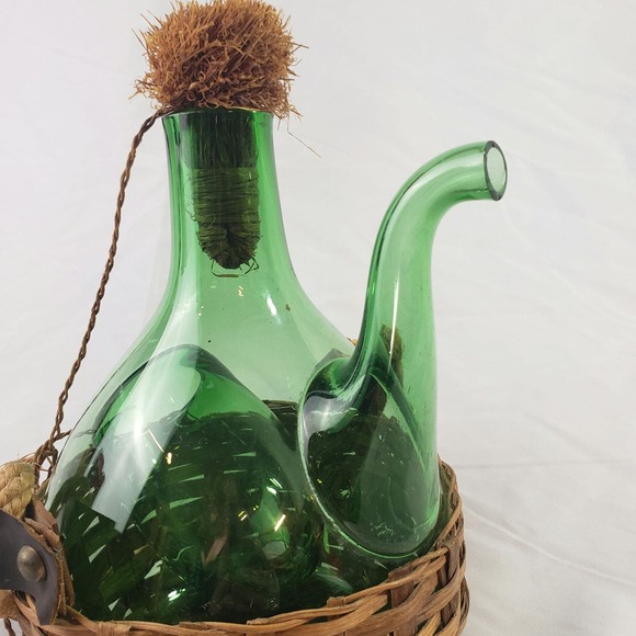 Vintage Hand Blown Green Glass Wine Decanter Ice Chamber Woven Holder Handle - Picture 6 of 9
